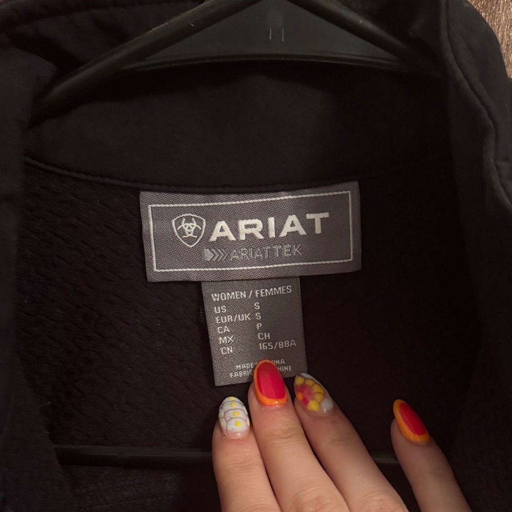 Ariat Black Lightweight Softshell Jacket with Sle… - image 2
